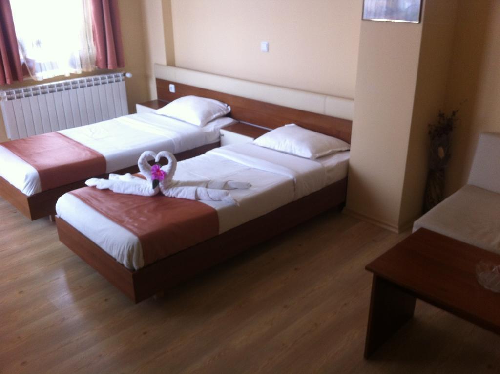 Rusenski Lom Hotel Koshov Экстерьер фото