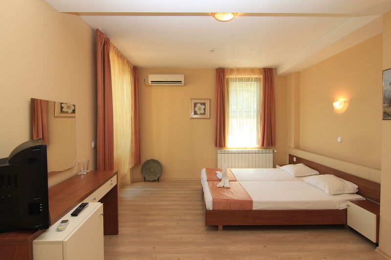 Rusenski Lom Hotel Koshov Экстерьер фото