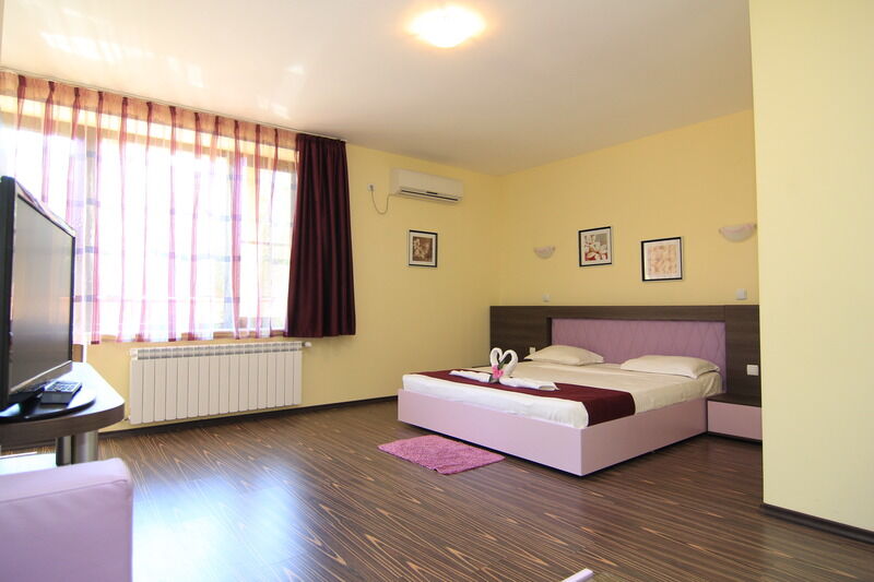 Rusenski Lom Hotel Koshov Экстерьер фото